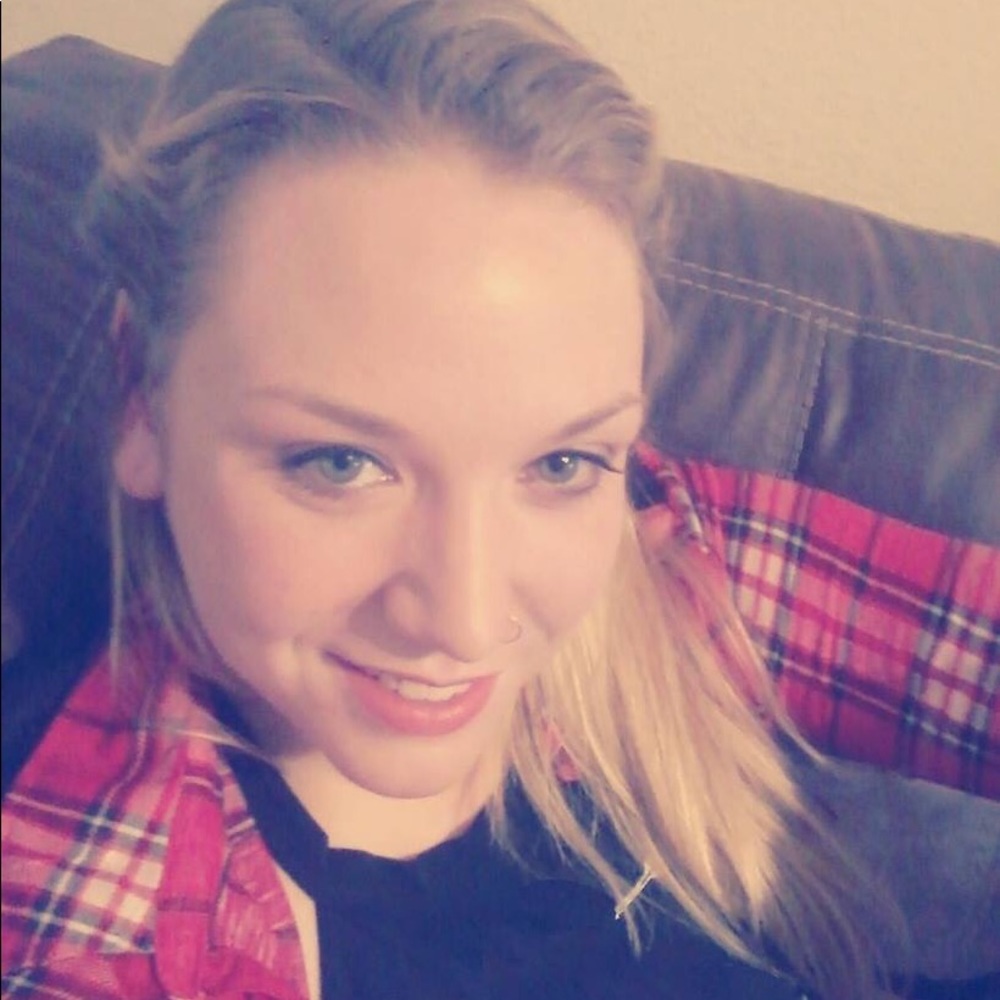 Meet your Posher, Alexa